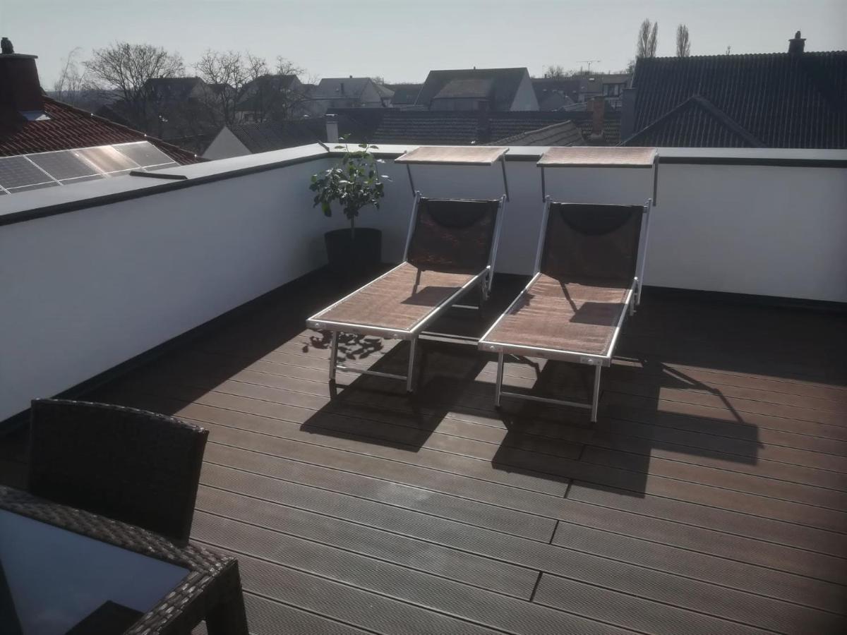 Penthouse Griemann 2 Fuer Max 4 Personen Mit Eigener Grosser Dachterrasse Zum Relaxen! Illmitz Exteriör bild