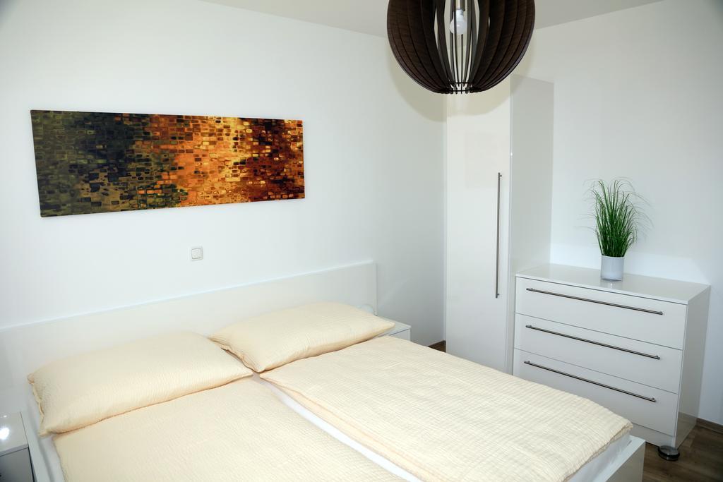Penthouse Griemann 2 Fuer Max 4 Personen Mit Eigener Grosser Dachterrasse Zum Relaxen! Illmitz Exteriör bild