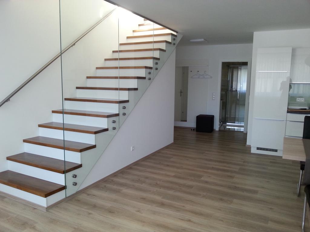 Penthouse Griemann 2 Fuer Max 4 Personen Mit Eigener Grosser Dachterrasse Zum Relaxen! Illmitz Exteriör bild