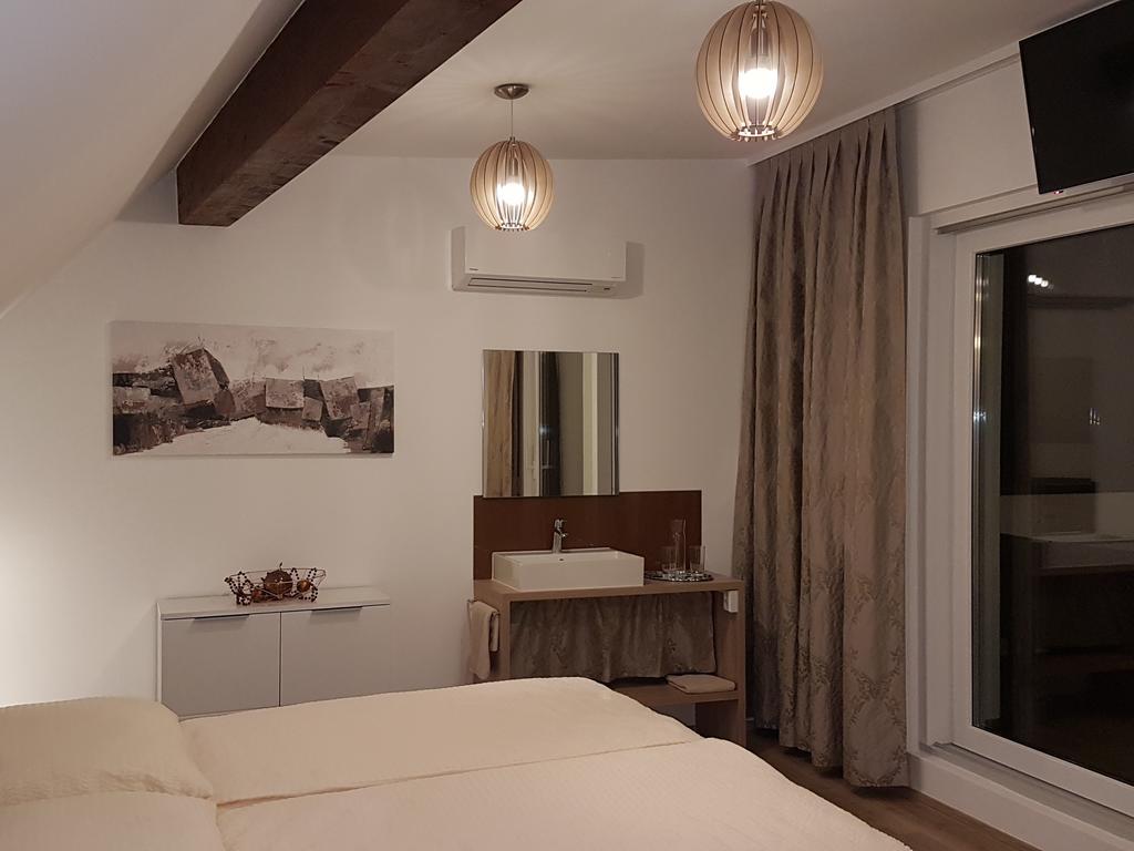 Penthouse Griemann 2 Fuer Max 4 Personen Mit Eigener Grosser Dachterrasse Zum Relaxen! Illmitz Exteriör bild