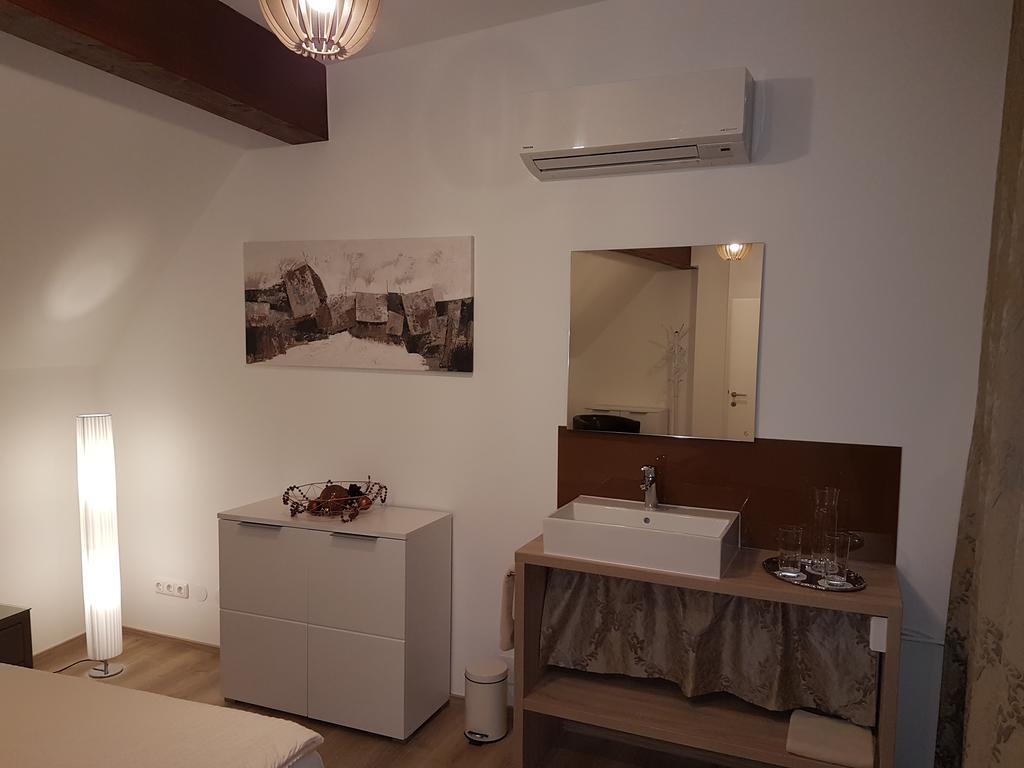 Penthouse Griemann 2 Fuer Max 4 Personen Mit Eigener Grosser Dachterrasse Zum Relaxen! Illmitz Exteriör bild