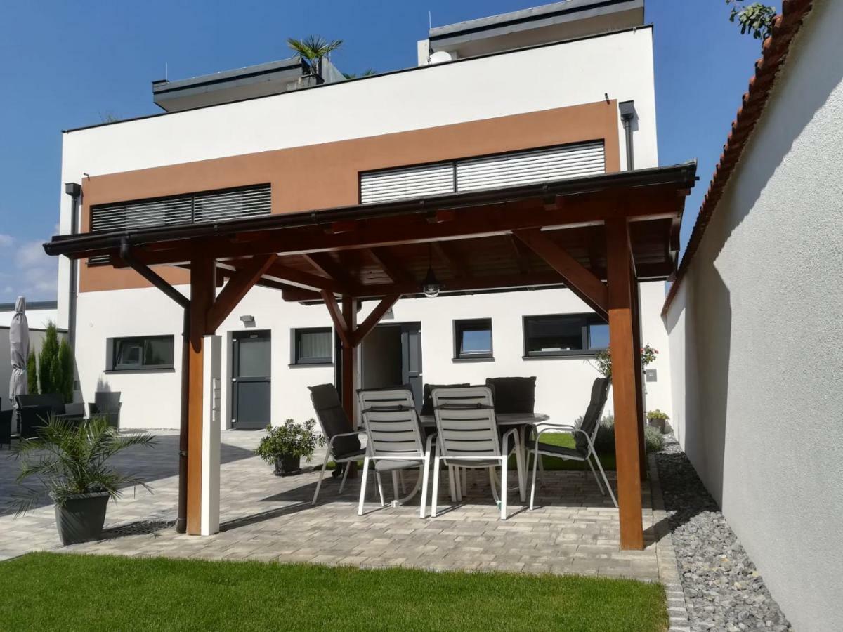 Penthouse Griemann 2 Fuer Max 4 Personen Mit Eigener Grosser Dachterrasse Zum Relaxen! Illmitz Exteriör bild